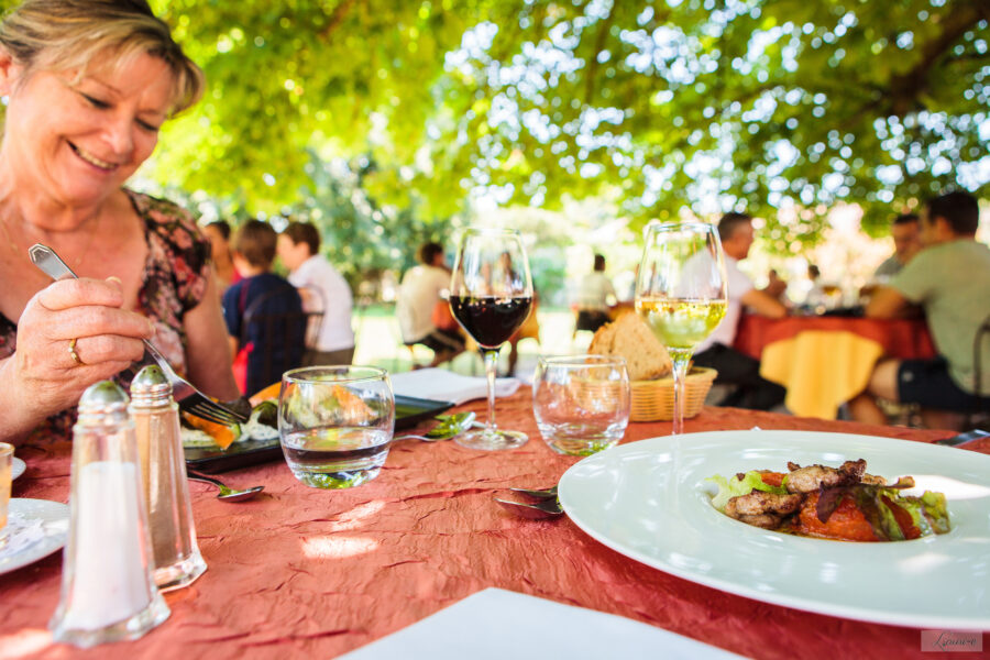 Restaurant Le Colvert table en terrasse